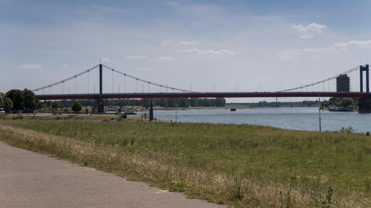 Appartment Rheinaue Duisburg Exteriör bild